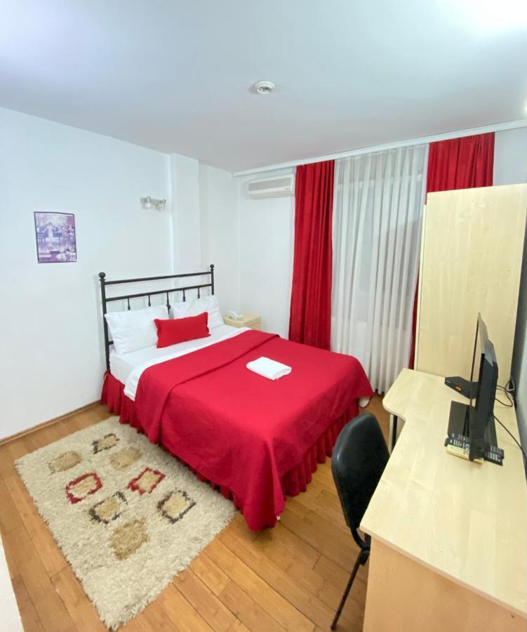 Hotel Sara & Spa Prishtine Bagian luar foto