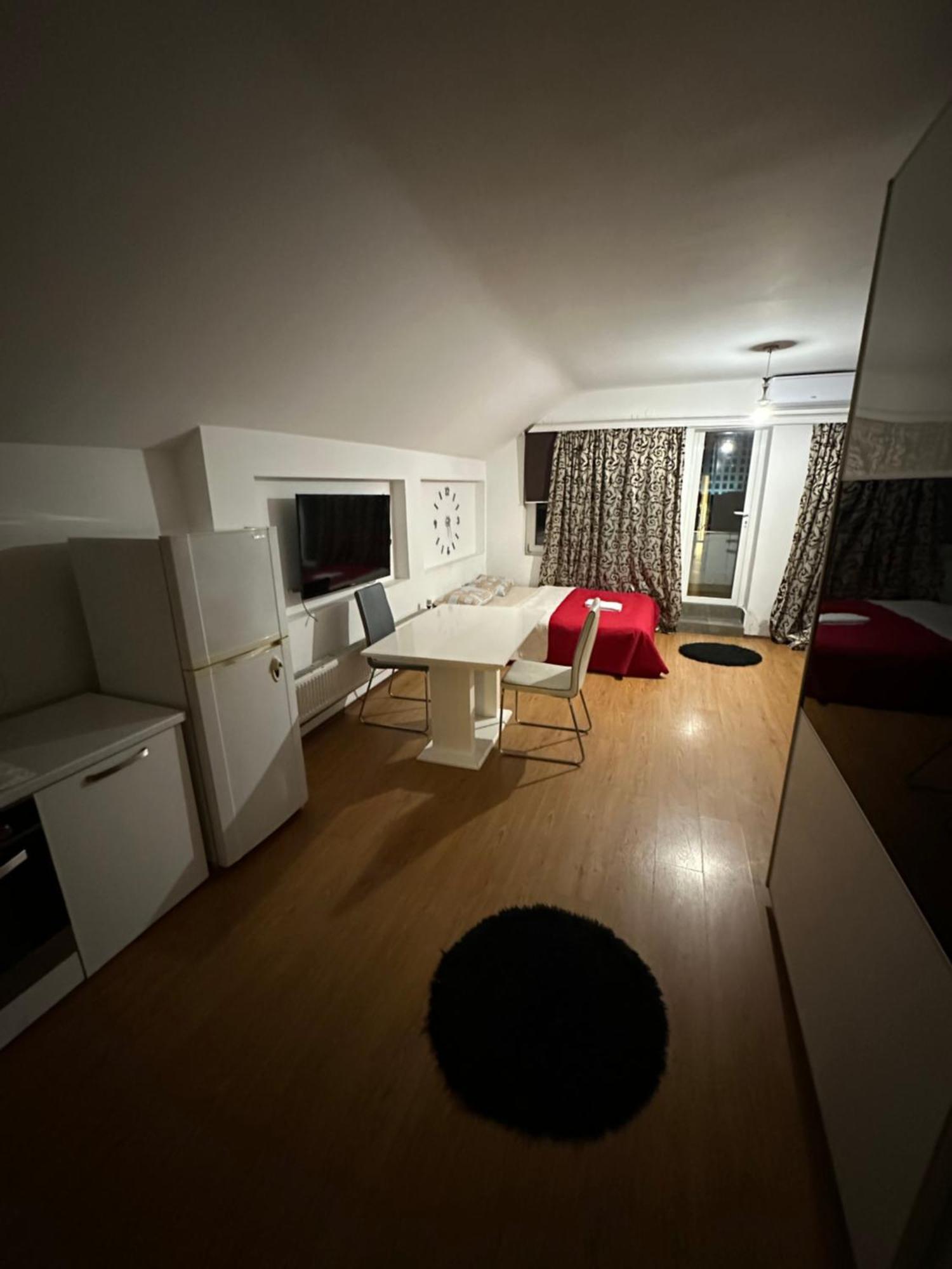 Hotel Sara & Spa Prishtine Bagian luar foto