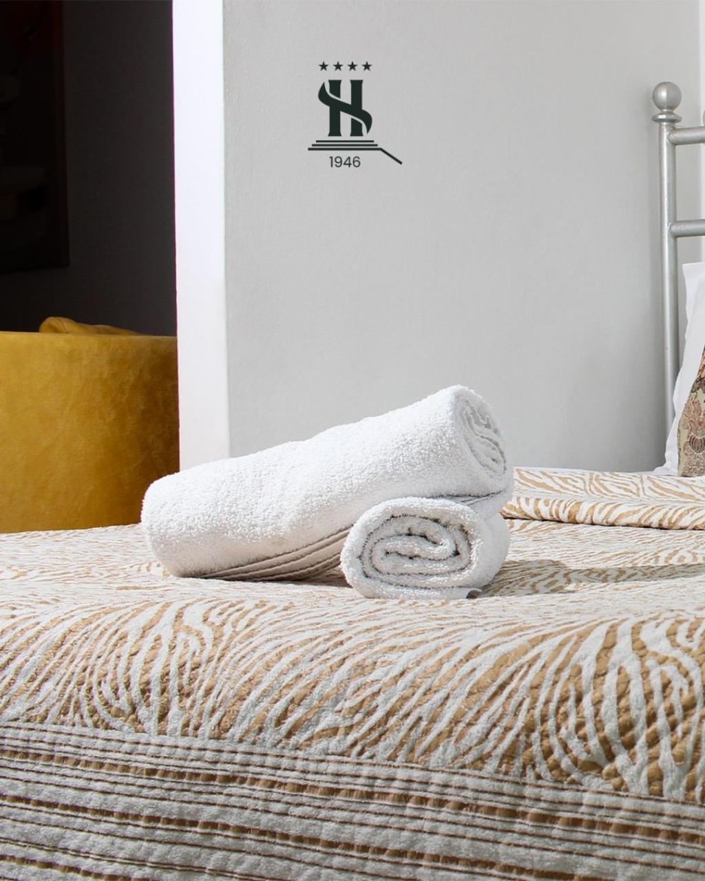 Hotel Sara & Spa Prishtine Bagian luar foto